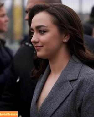 Maisie Williams фото #0888