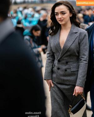 Maisie Williams фото #0890