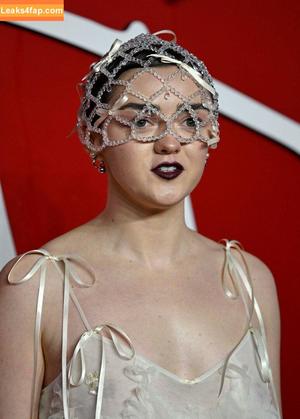 Maisie Williams фото #0945