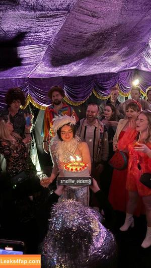 Maisie Williams фото #0979