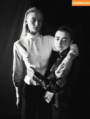 Maisie Williams photo #1038