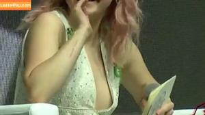Maisie Williams photo #1039