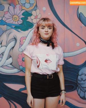 Maisie Williams photo #1058