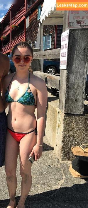 Maisie Williams photo #1087