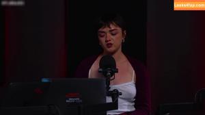 Maisie Williams photo #1097