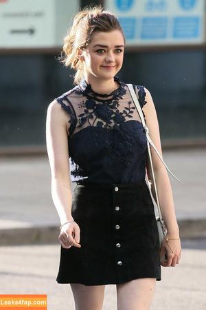 Maisie Williams photo #1187