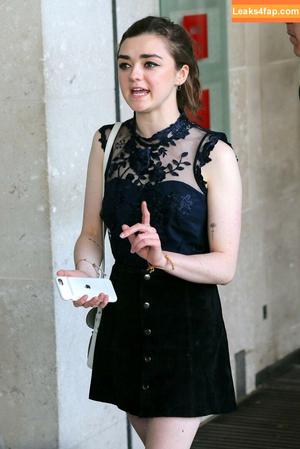 Maisie Williams photo #1195