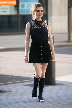 Maisie Williams photo #1200