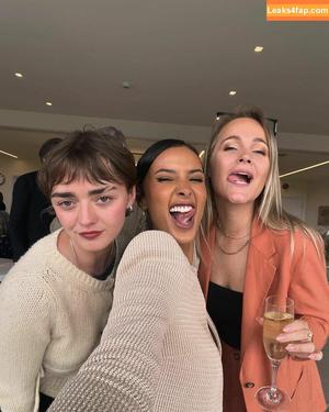 Maisie Williams photo #1282