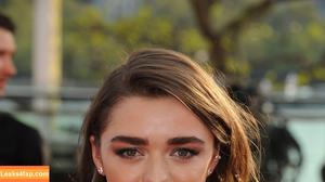 Maisie Williams photo #1526