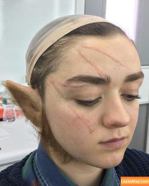 Maisie Williams photo #1551