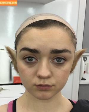 Maisie Williams photo #1554