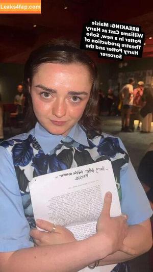 Maisie Williams photo #1565