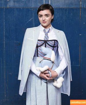 Maisie Williams photo #1596