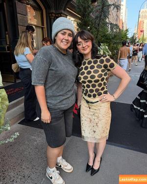 Maisie Williams photo #1650