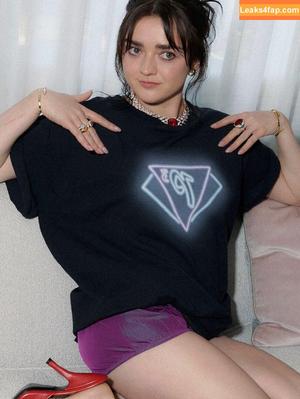 Maisie Williams фото #1677