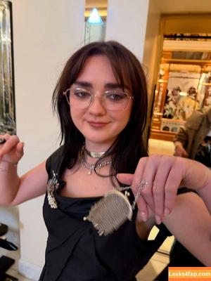 Maisie Williams фото #1683