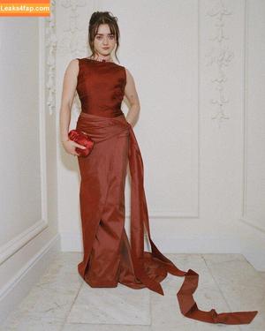 Maisie Williams photo #1705