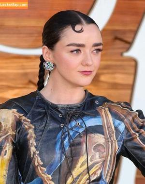 Maisie Williams photo #1717