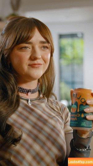 Maisie Williams photo #1746