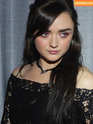 Maisie Williams photo #1756