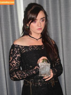 Maisie Williams photo #1759
