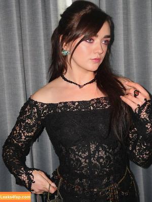 Maisie Williams photo #1760