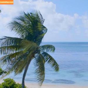 Maitland Ward photo #0722