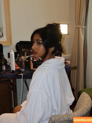 Maitreyi Ramakrishnan фото #0182