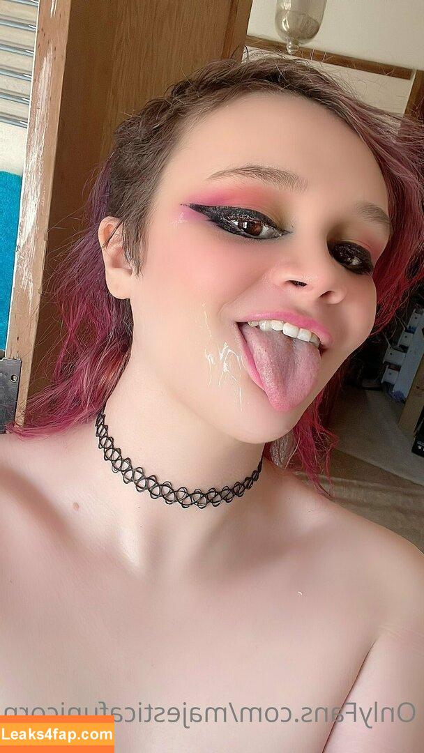 majesticafunicorn / dude_you_fugly / majesticnudes leaked photo photo #0065