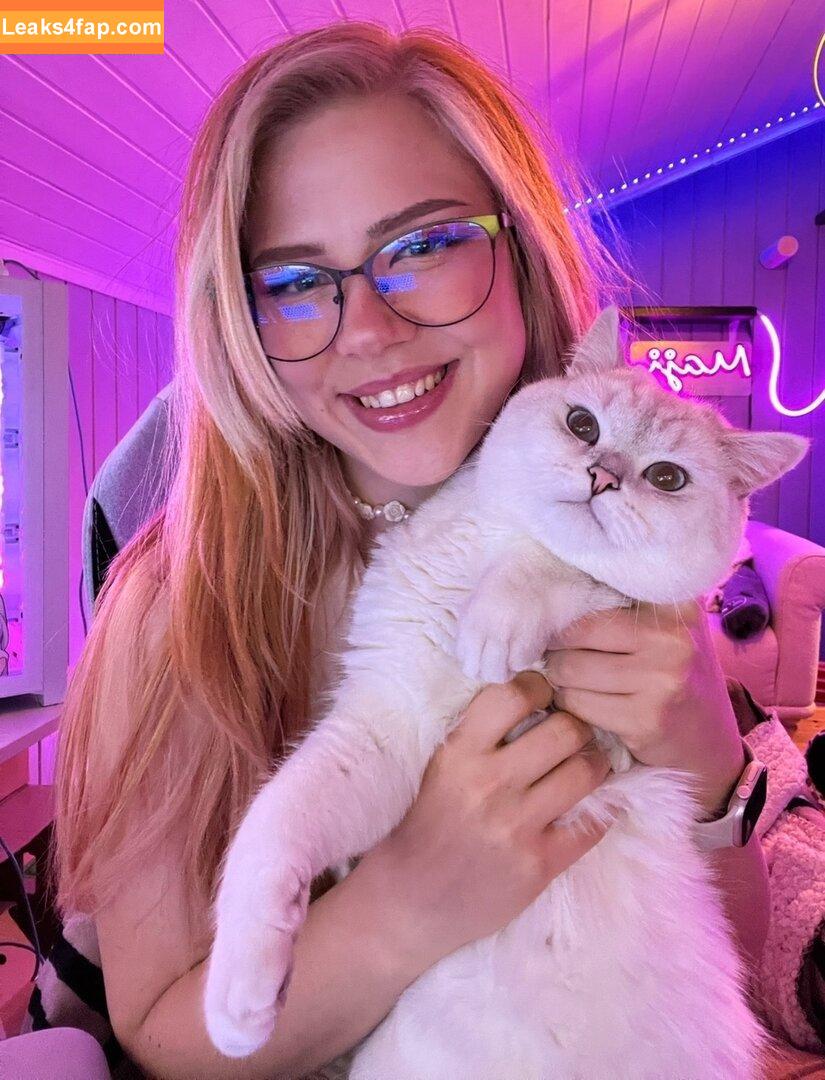 Maji / ilovebitterlife / majijej / officialmajicjames leaked photo photo #0016