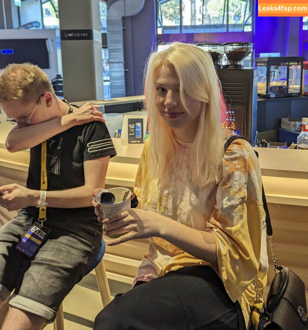 Majijej / officialmajicjames1 leaked photo photo #0470