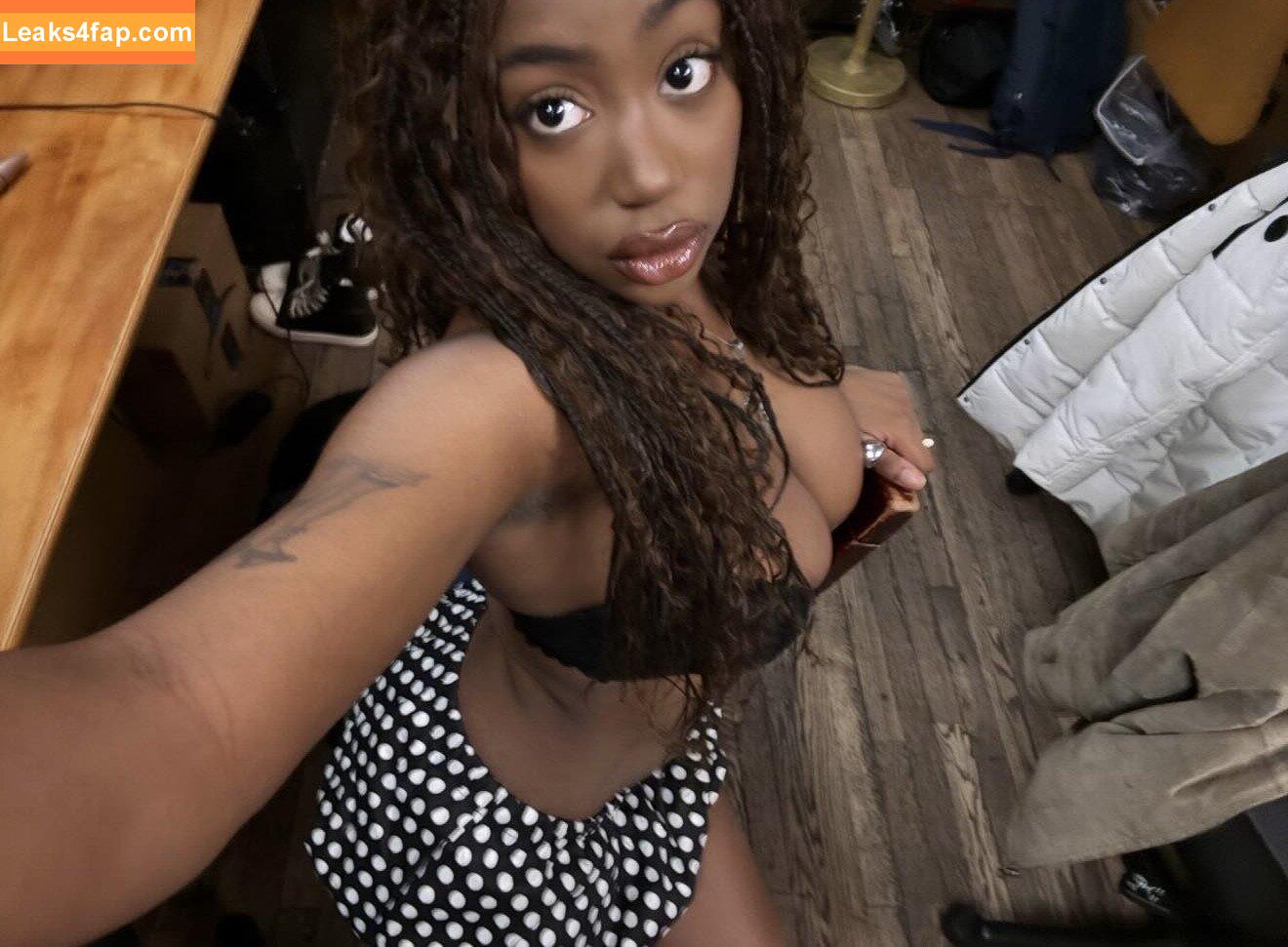 Majormommyissues / aj.grove / mommyissues3 leaked photo photo #0215