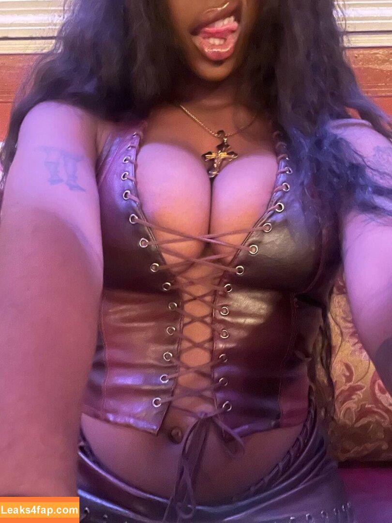 Majormommyissues / aj.grove / mommyissues3 leaked photo photo #0220