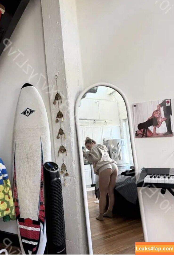 Makenna Dean / kennabeann14 leaked photo photo #0008