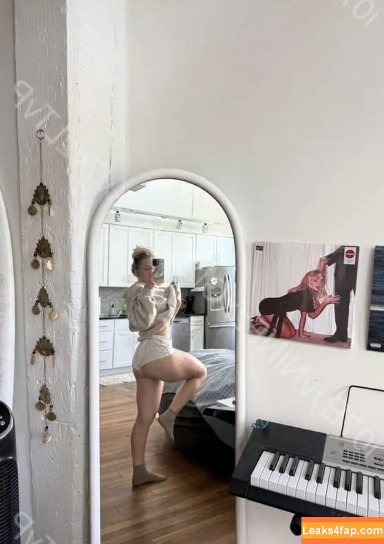 Makenna Dean / kennabeann14 leaked photo photo #0011