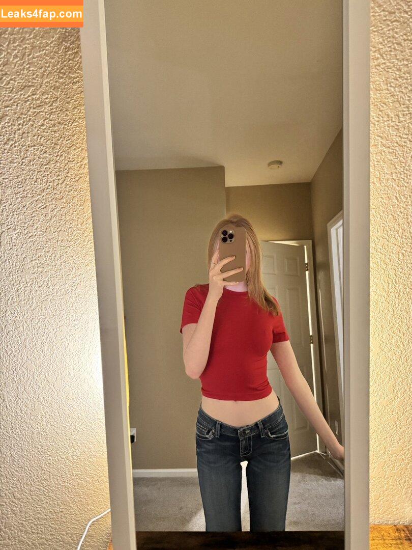 Makenna Kelly / Lifewithmak / lifewithmak2005 leaked photo photo #0123