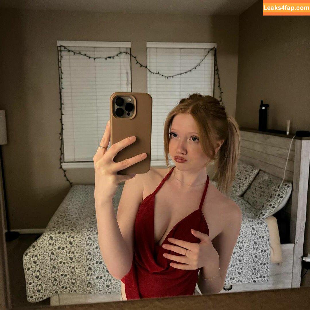 Makenna Kelly / Lifewithmak / lifewithmak2005 leaked photo photo #0158