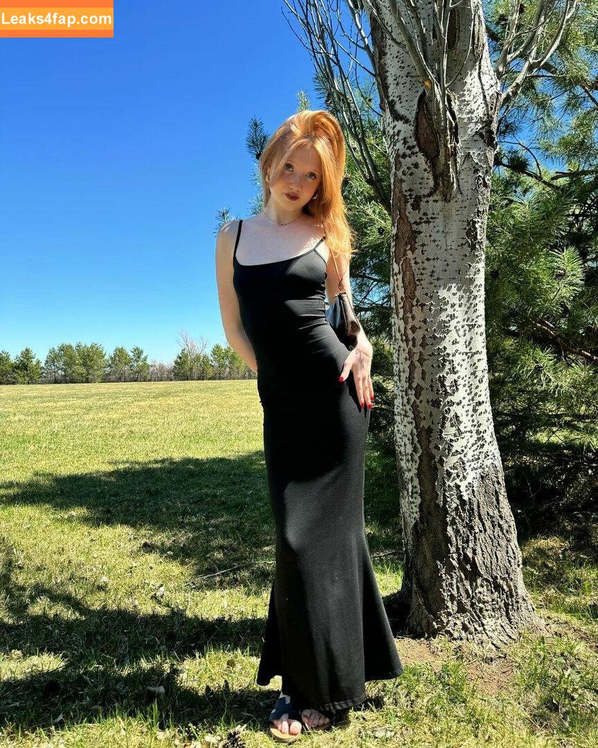 Makenna Kelly / Lifewithmak / lifewithmak2005 leaked photo photo #0231