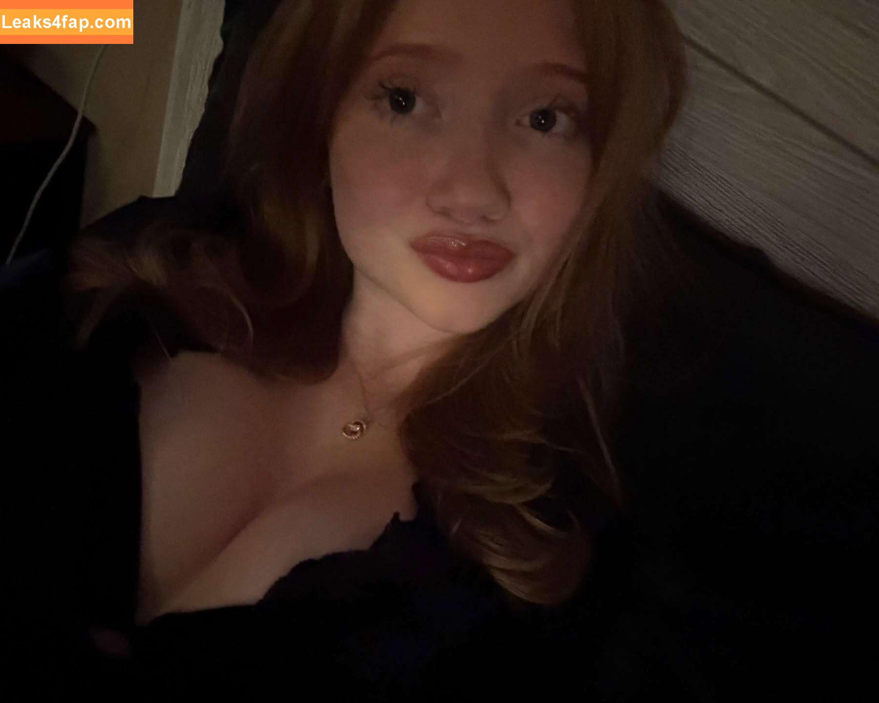 Makenna Kelly / Lifewithmak / lifewithmak2005 leaked photo photo #0506