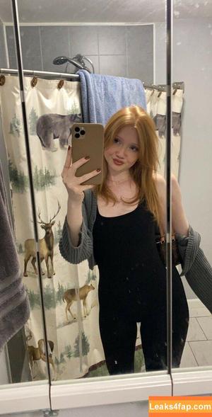 Makenna Kelly photo #0060