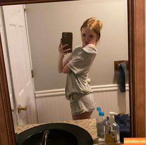 Makenna Kelly photo #0068