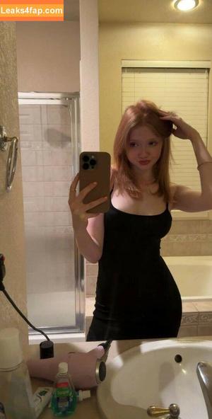 Makenna Kelly photo #0140