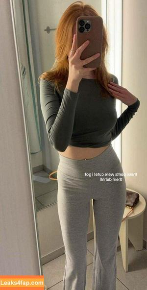 Makenna Kelly photo #0145