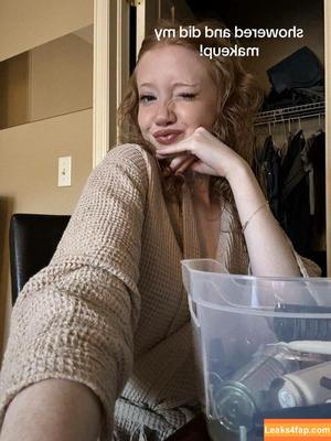 Makenna Kelly photo #0165