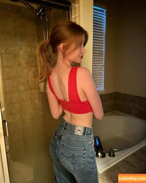 Makenna Kelly photo #0185