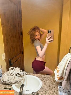 Makenna Kelly photo #0195