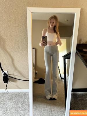 Makenna Kelly photo #0201