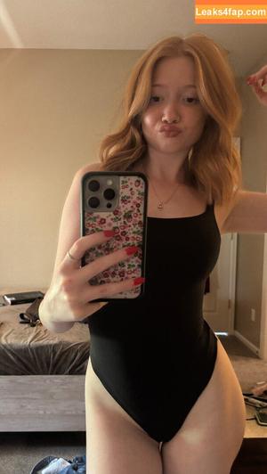 Makenna Kelly photo #0521