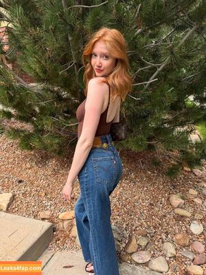 Makenna Kelly photo #0526